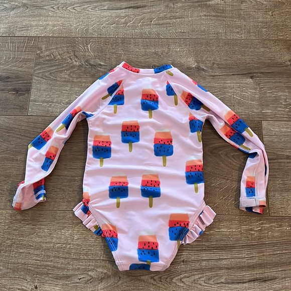 Tea Collection Rashguard Bathing suit SPF 50 18-24 months - Picture 4 of 4
